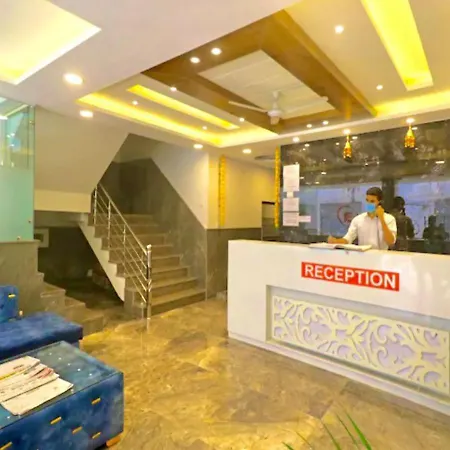 Hotel Seven Suites Near Igi International Airport